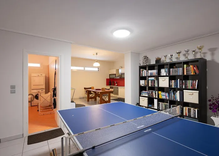 3 Palm Villa Chalkida