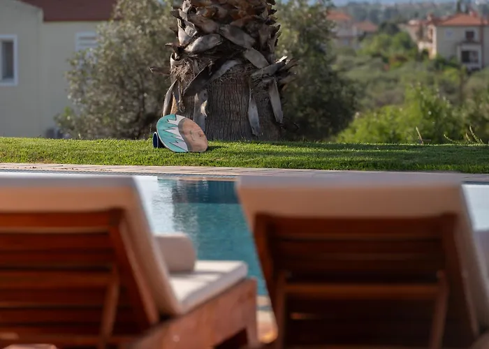 3 Palm Villa Chalkida